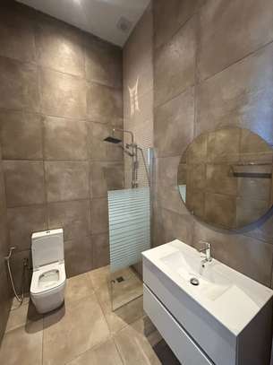Très bel appartement de type F4 à louer image 4