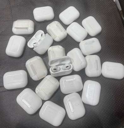 AirPods Pro 2 image 3