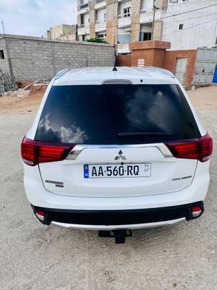 Vente Mitsubishi Outlander image 4
