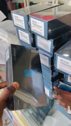 Samsung Galaxy s9 plus scelle 64go image 2