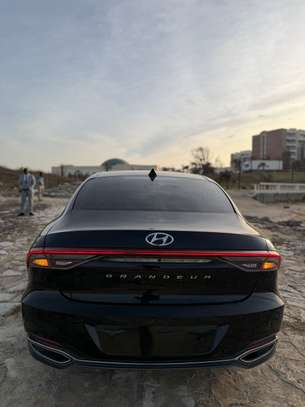 HYUNDAI 2021 image 7
