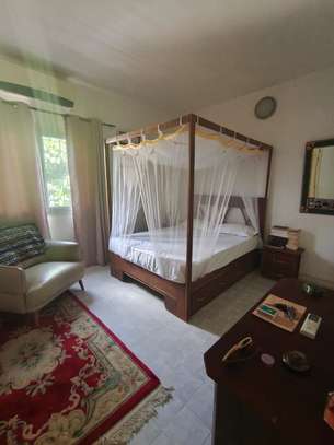 Maison meublée à louer – 3 chambres – Sacré-Cœur 3 image 5