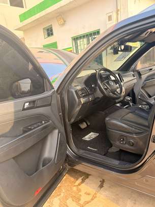Rexton  pick up  2020 image 9