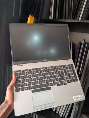 Dell 5510 / i5 et i7 10th / 16gb ram / SSD 256gb image 2