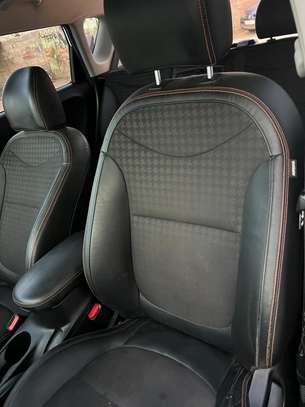 Kia Soul Limited image 9