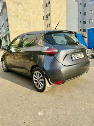 Location#Renault Zoe électrique 5 portes gris anthracite image 6