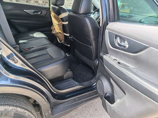NISSAN ROGUE image 8