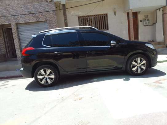 Peugeot 2008 / Année 2017 image 3