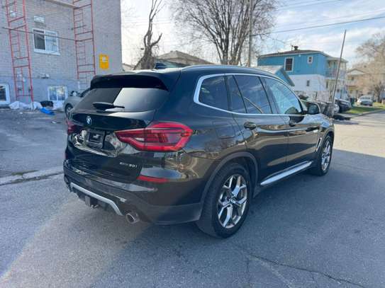 BMW X3 Année 2021 image 6