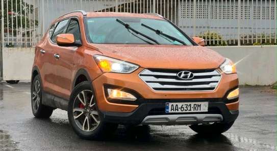 Hyundai Santafe 2014 image 2