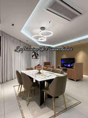 Appartement Meublé à Louer – aux Almadies image 12