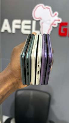 Motorola Razr 40 5G image 3