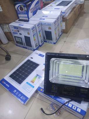 UKC - Projecteur solaire 400W, étanchéité IP68 image 15