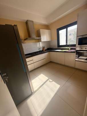 Appartement F3 entièrement meublé de haut standing image 7