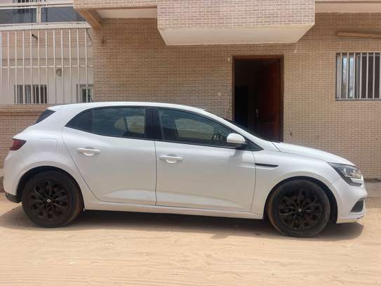 Vend Renault Megane 2017 image 4