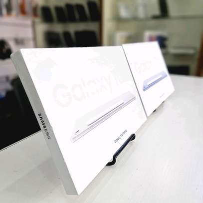 Tablette Samsung S10fe image 3