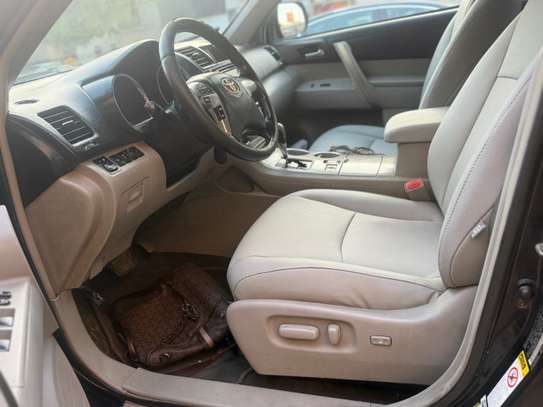 TOYOTA HIGHLANDER LIMITED AWD 2013 image 6