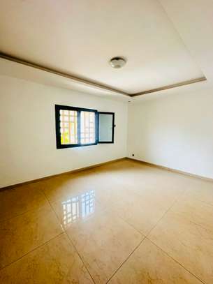 APPARTEMENT F3 STANDING-MAMELLES image 3