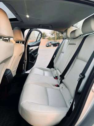 🚘 MAZDA 3 PREMIUM 2020 — image 10