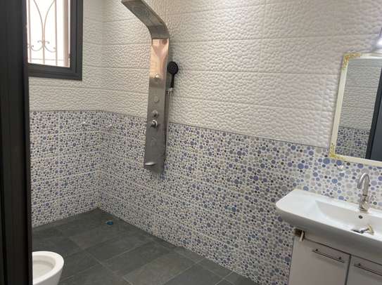 Chambre meublée à louer par jours/nuitée image 9