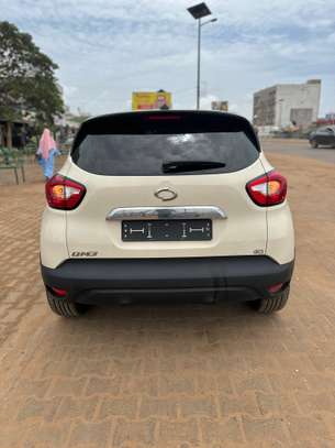 Renault Qm3 2016 image 9
