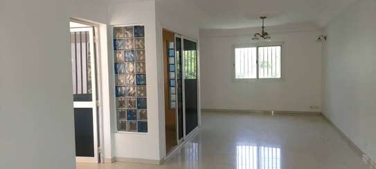 Villa à vendre à Ngor almadies image 2