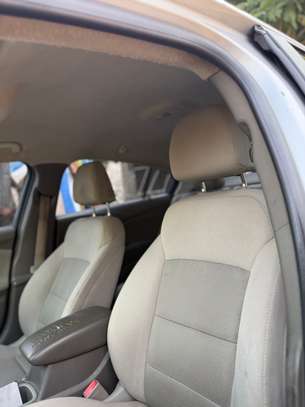 Chevrolet Cruz image 8