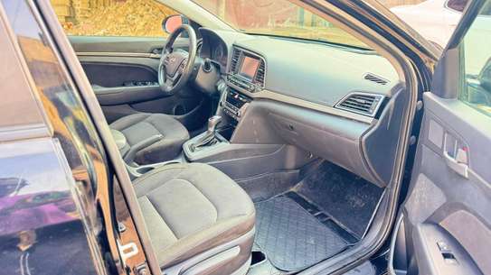 HYUNDAI ELANTRA 2017 image 7