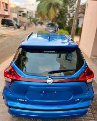 Nissane kicks 2021 automatique esance 4 clinder 1.6 full image 8