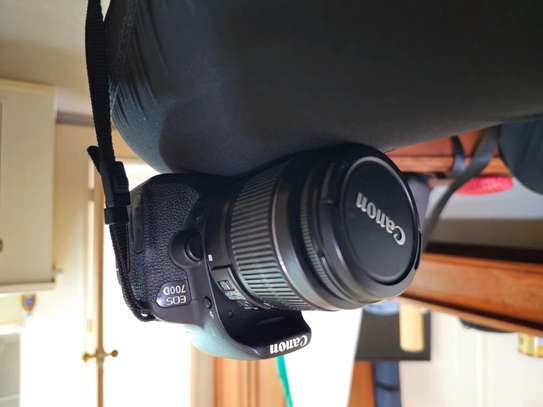 A vendre Canon 700D image 2
