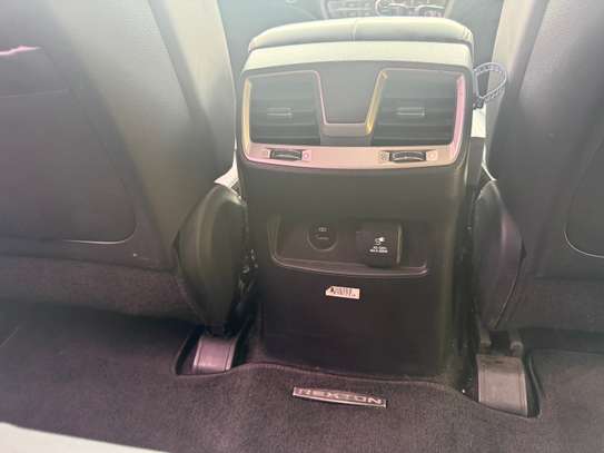 Rexton G4 2018 image 11