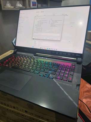 Asus ROG Strix G17 image 4