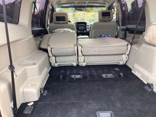Mitsubishi Pajero 2017 image 8