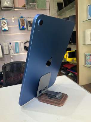 iPad A16 image 6