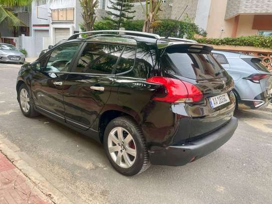 Peugeot 2008 image 5