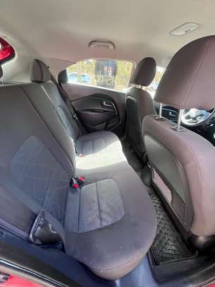 Kia Rio image 9