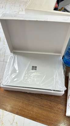 SURFACE LAPATOP 7TH EDITION SNAPDRAGON 512/16 image 2