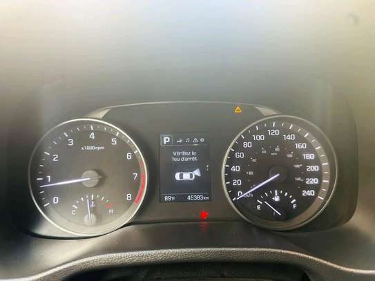 Hyundai Elantra 2018 image 13