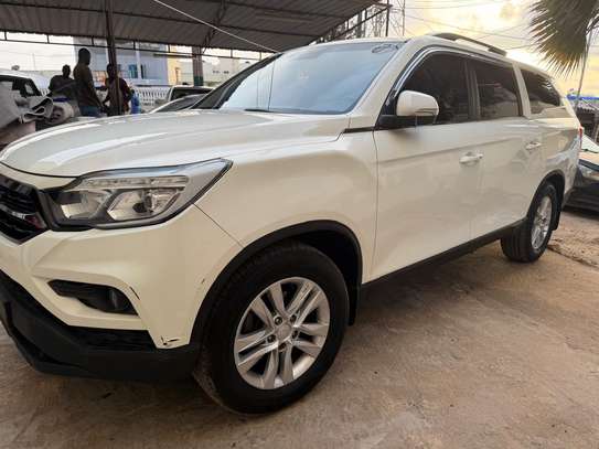REXTON SPORT 2018 Diesel image 13