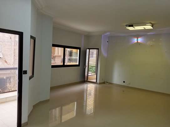 GRAND APPARTEMENT À LOUER SICAP FOIRE image 2