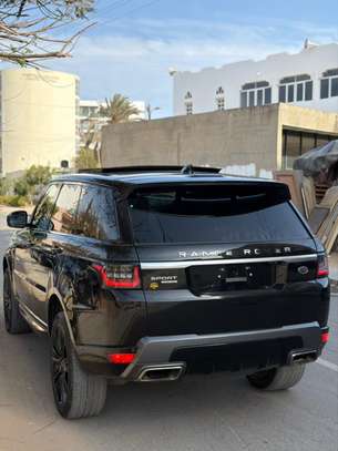 RANGE ROVER SPORT image 2