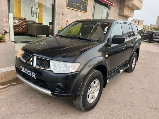 Mitsubishi pajero image 8