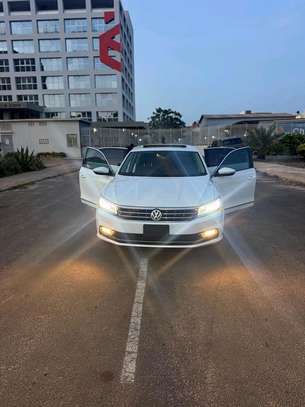 Volkswagen Passat 2017 image 4