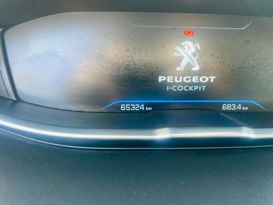 Peugeot 3008 2019 image 8