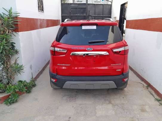 Ford Ecosport image 10