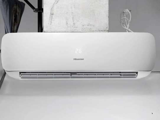 SPLIT 24000BTU HISENSE R410 AS24CR4SXTCA image 2