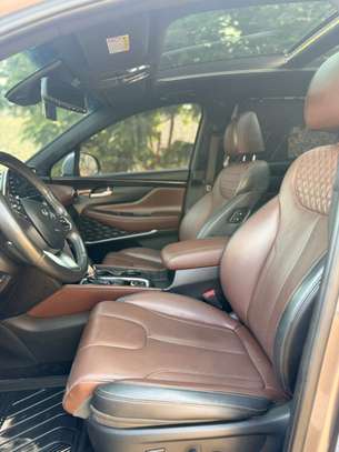*HYUNDAI: SANTAFE Année : *2018 version 4X4 image 5