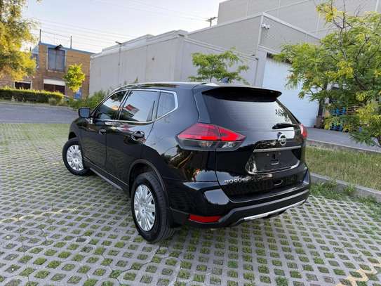 Nissan image 10