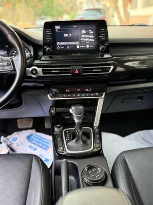 Kia SELTOS image 9