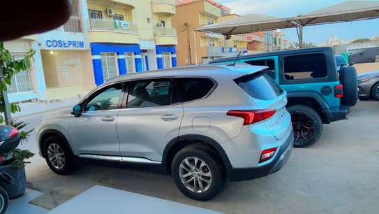 HYUNDAI SANTA FE 2019 image 2
